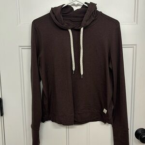 Women’s Vuori Halo essential hoodie size small; chocolate brown